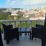 Manelmar בית אירוח נאזרה