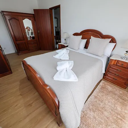 Quartos Da Tia Laura * Nazare